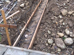 2.ブロック塀のベース基礎の配筋完了 2.ブロック塀のベース基礎の配筋完了