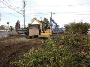 4.重機による樹木の積込状況