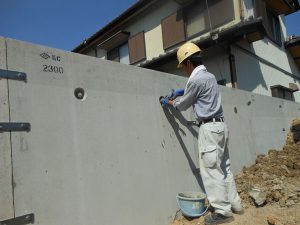 14.セメントで穴埋め