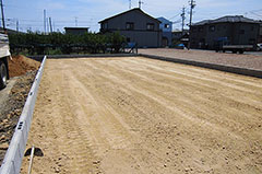 荒れ地の整地(岐阜県)